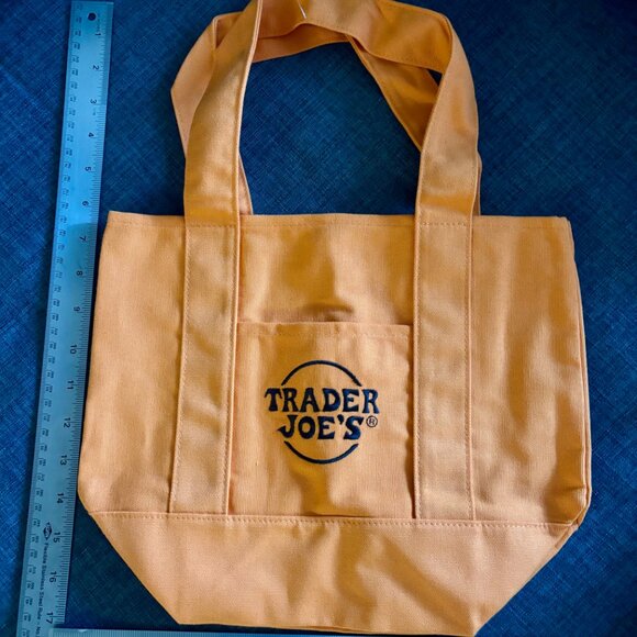 🎃 NWT Set of 4 Trader Joe's Trick or Treat Halloween Mini Tote Bags w/BONUS 🎃 - Picture 4 of 11